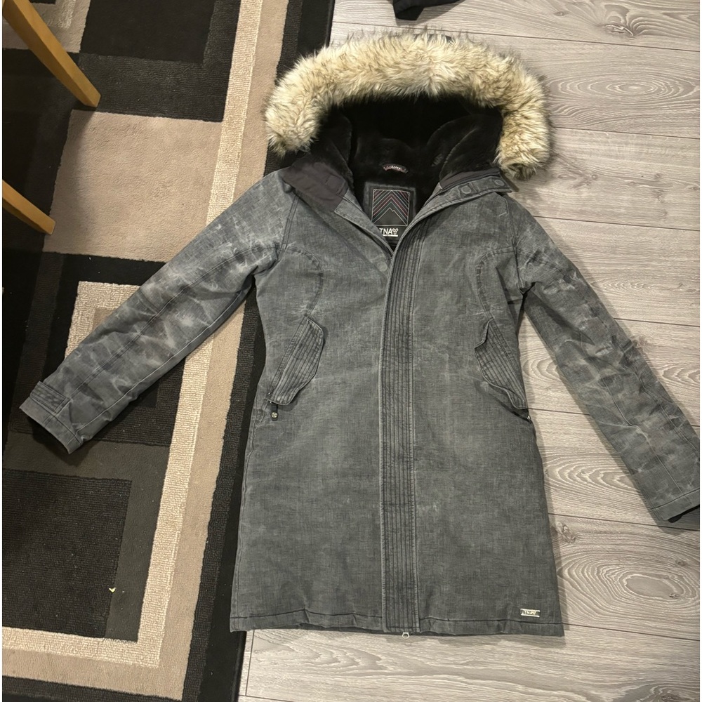 Grey size large Aritzia TNA winter jacket 3/4 length
